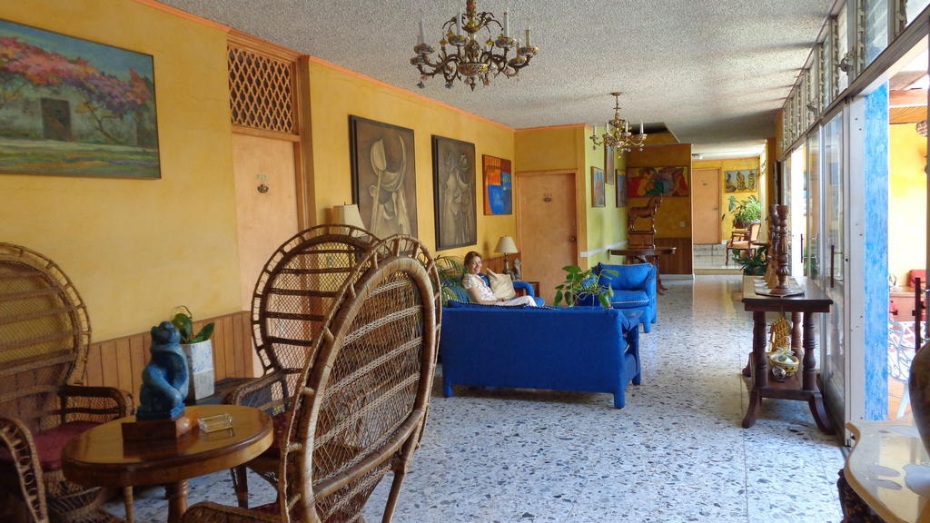 Hotel Villa Americana Managua Buitenkant foto